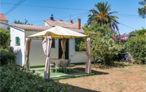 Amazing Home In Premantura With Wifi